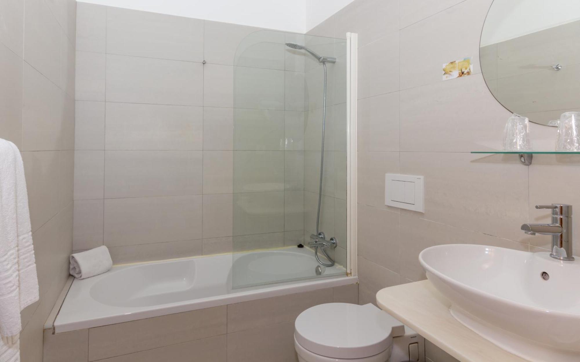 Mareta View - Boutique Bed & Breakfast 4*