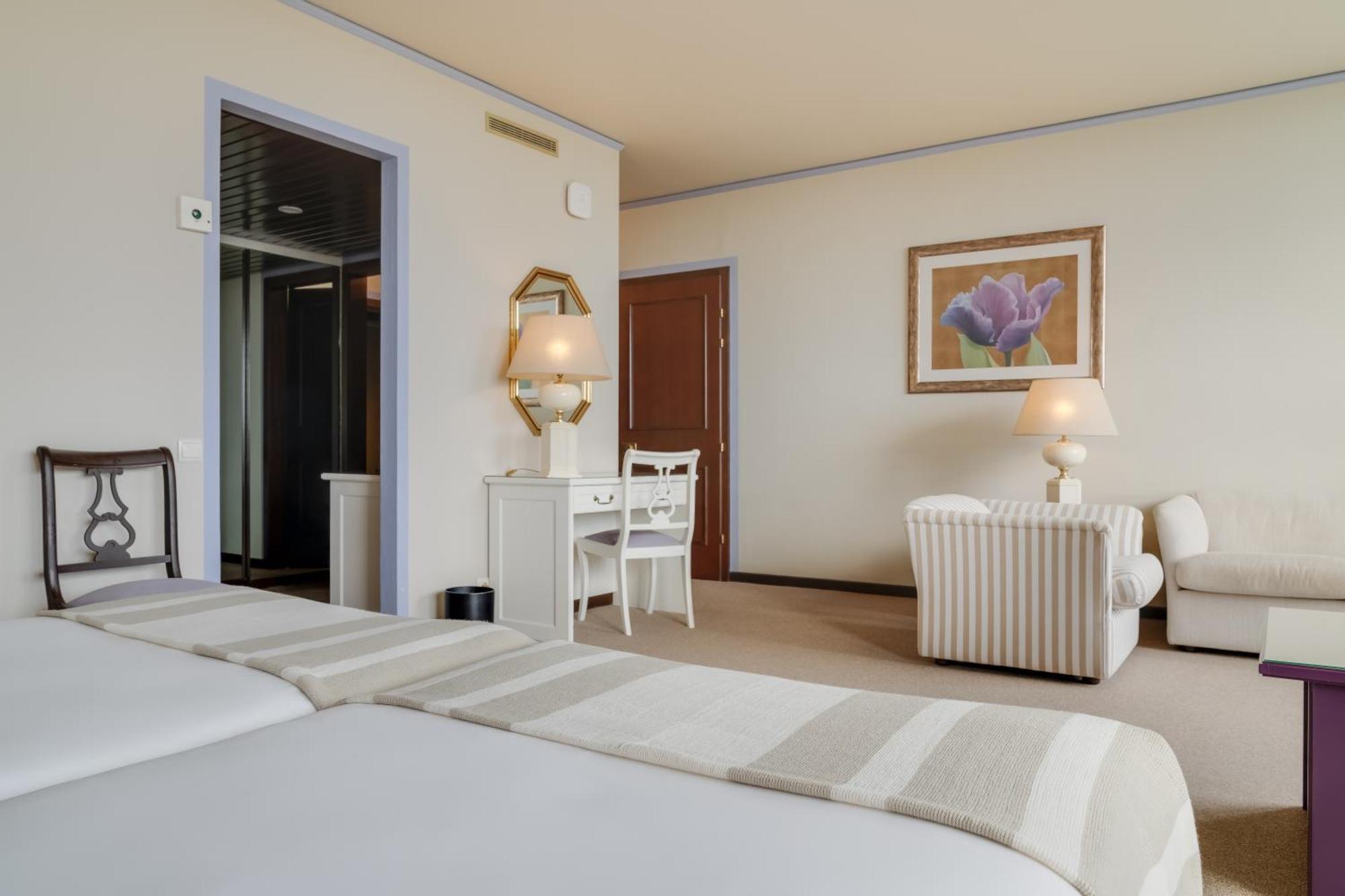 Pestana Bahia Nature & Vila Franca do Campo