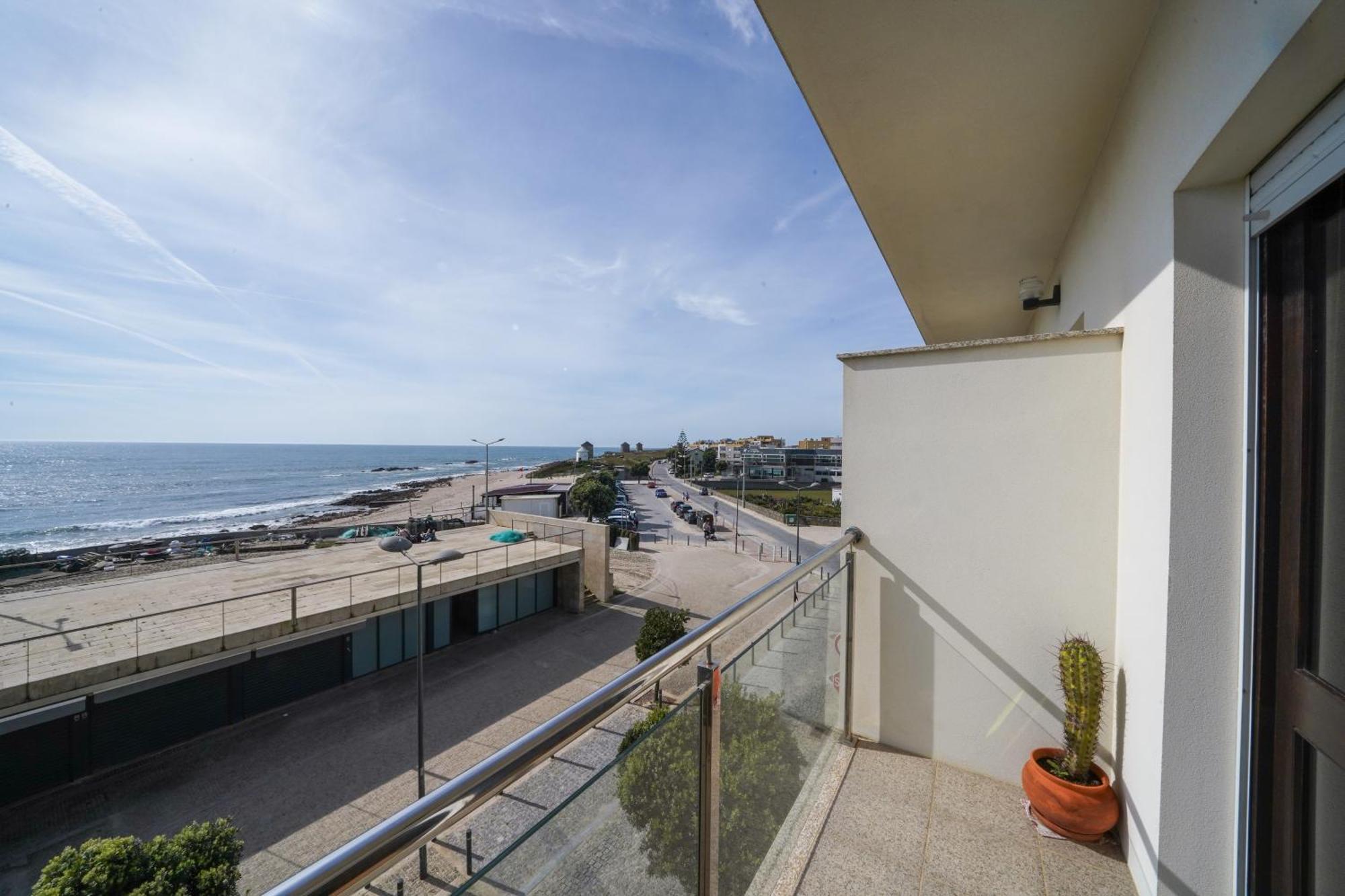 Apartment Ombak - Sea View