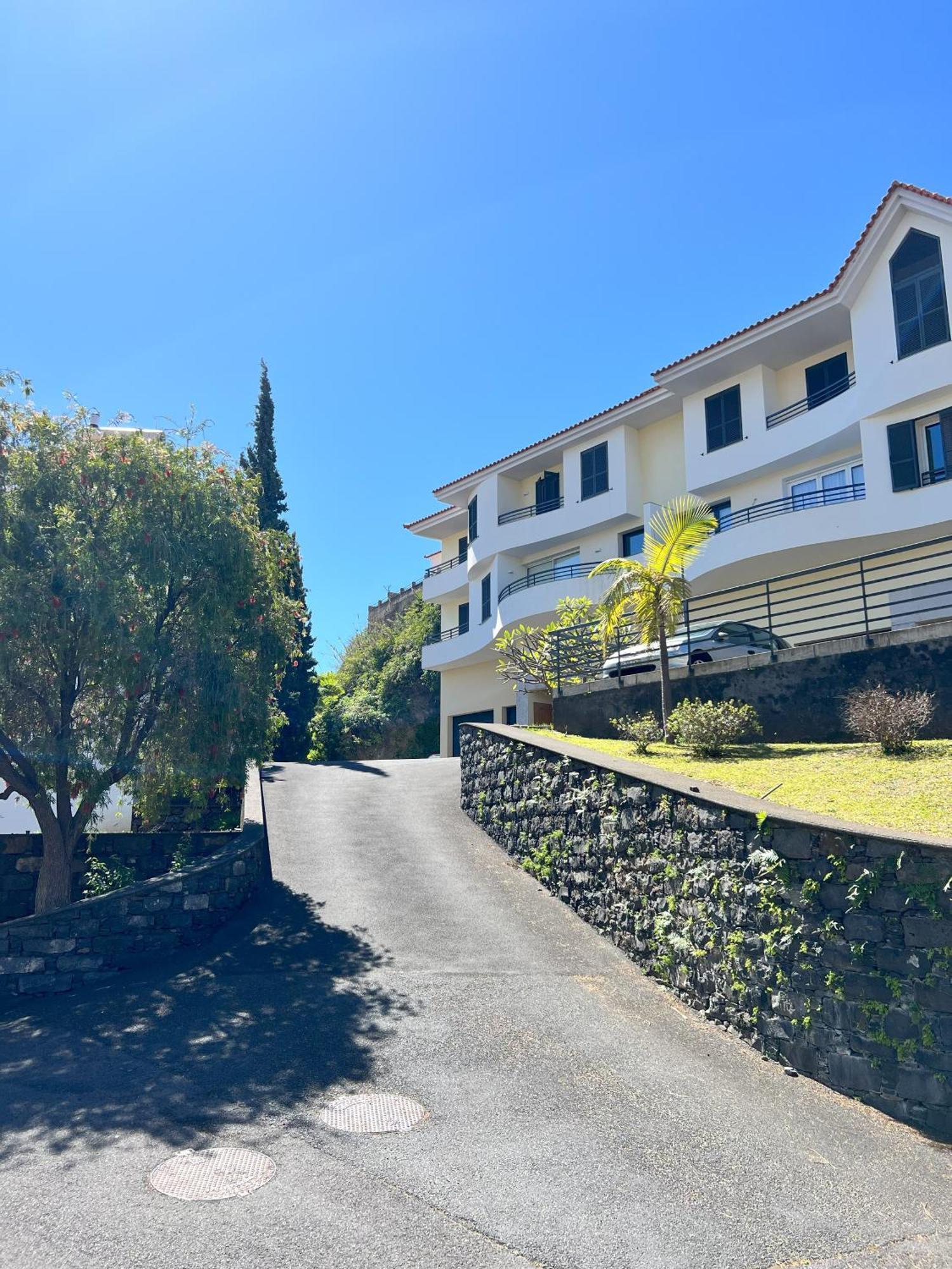 Sun Hills Panoramic Views Funchal (Madeira)