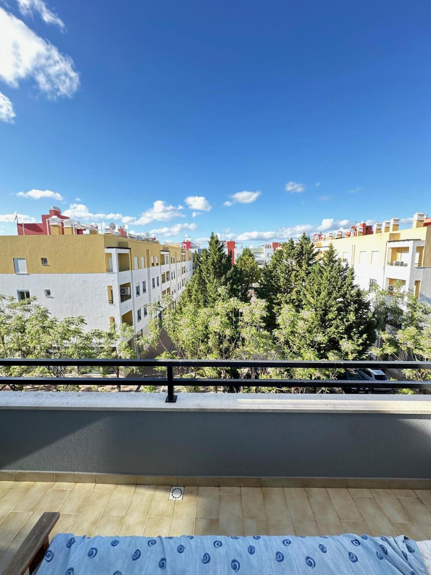 New! 3 Bedroom Capitao Joaquim Maria Galhardo Apartment *