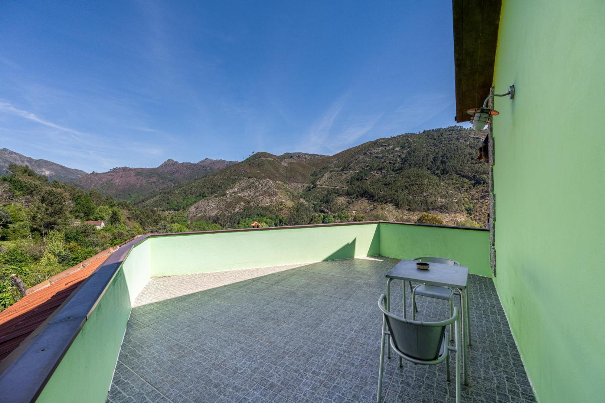 Quinta Da Carvalha Farm stay Geres