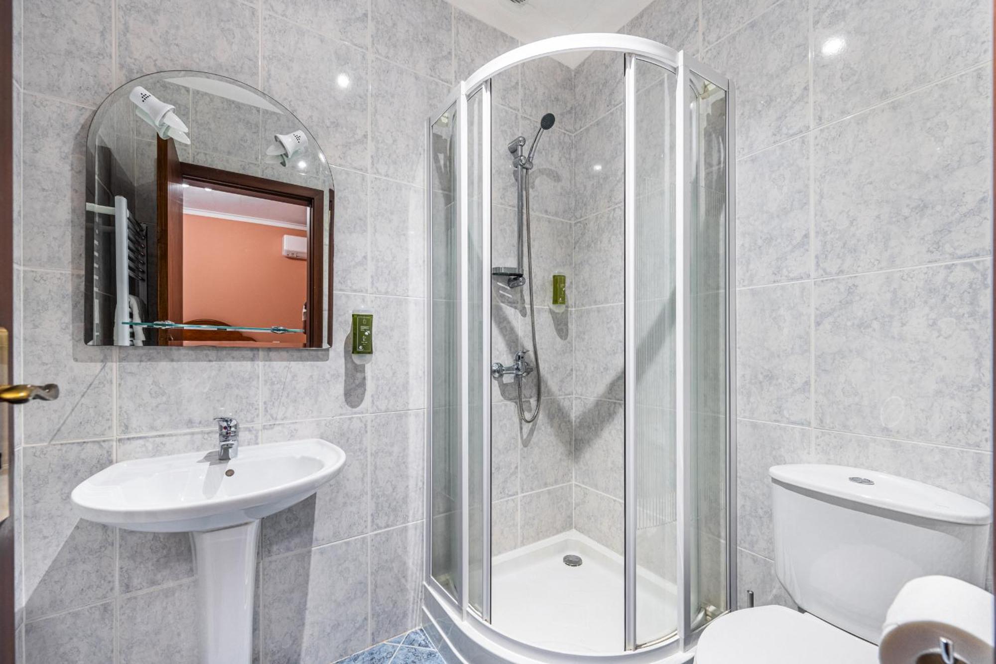 Quinta Da Carvalha Farm stay Geres