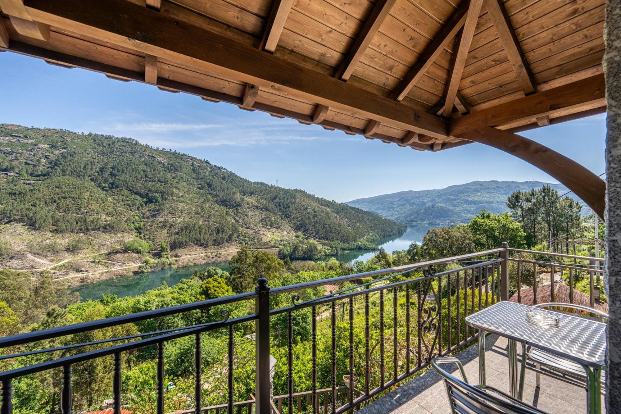 Quinta Da Carvalha Farm stay