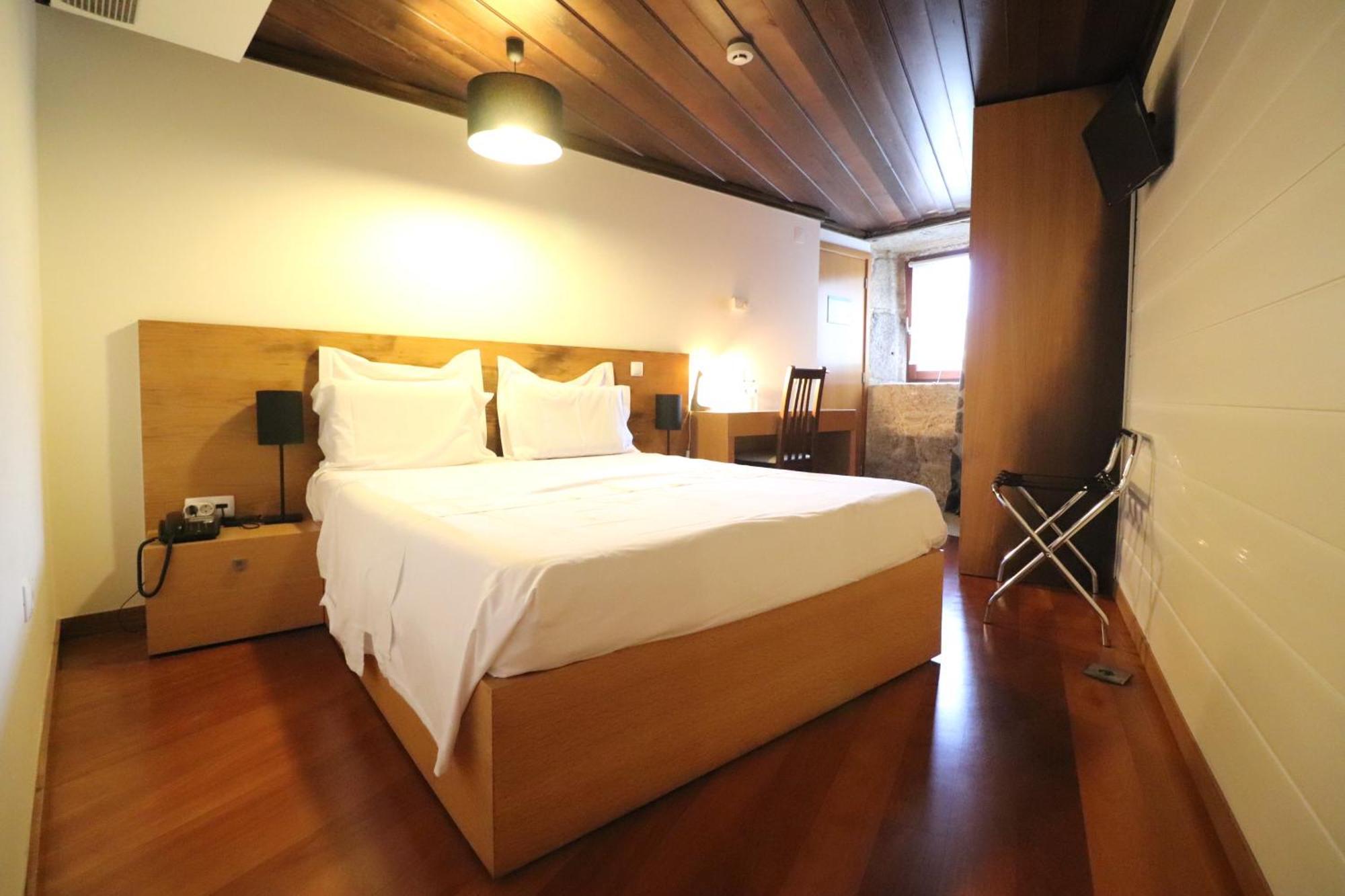 Rural Alves - Braga - Casa Alves De Torneiros 4*