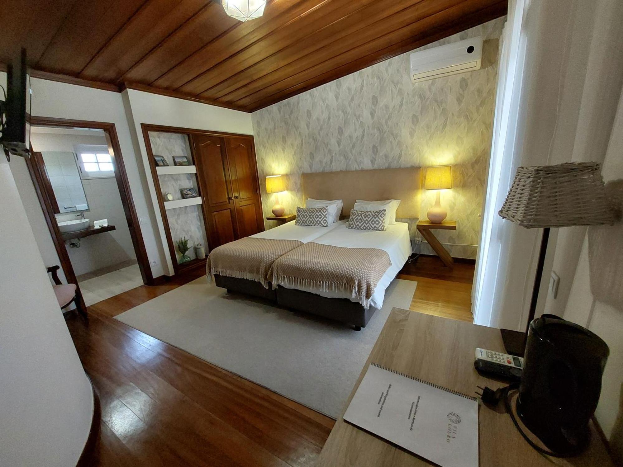 Louro Santa Cruz (Oeste)