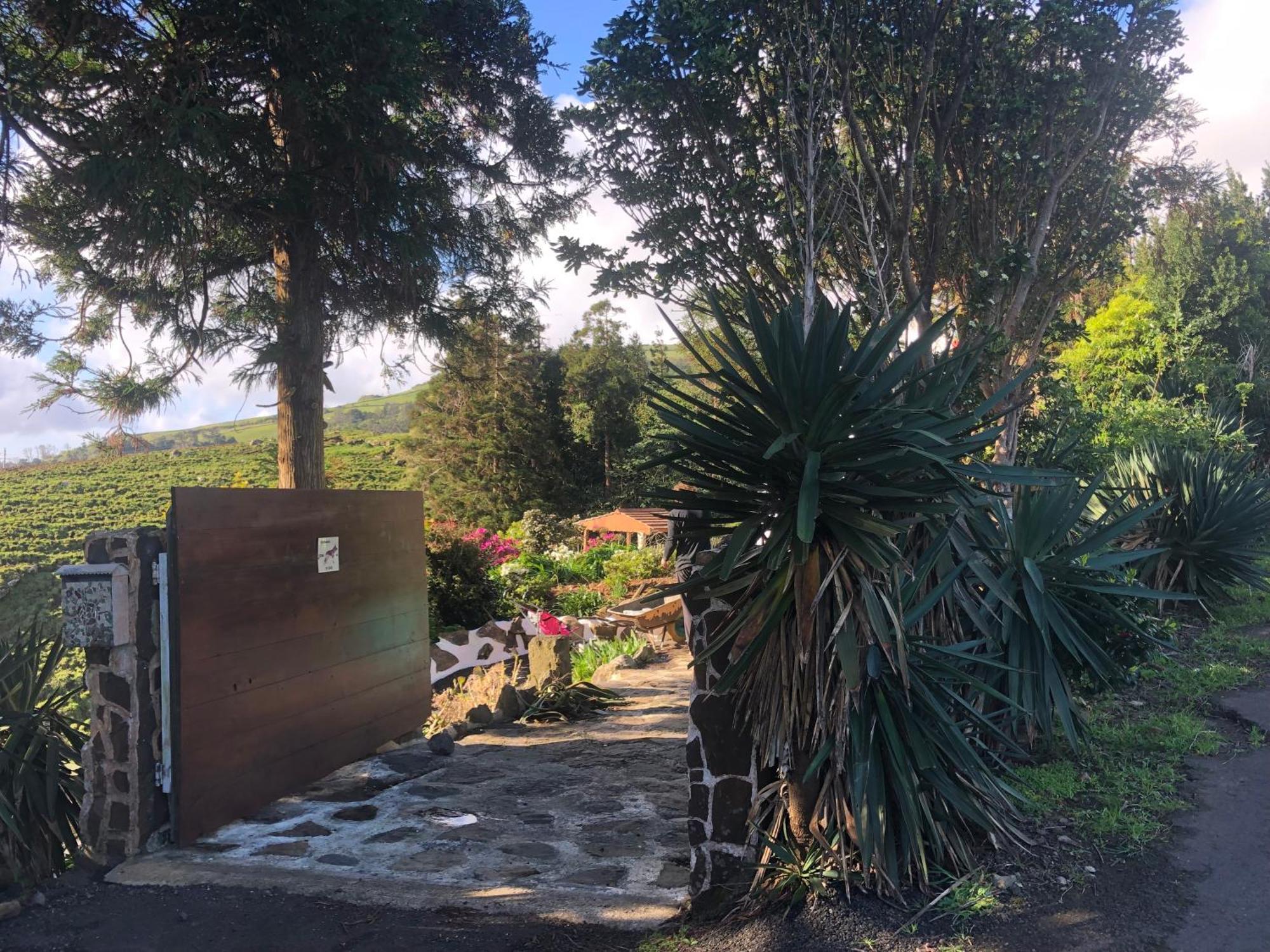 Flores Garden Retreat