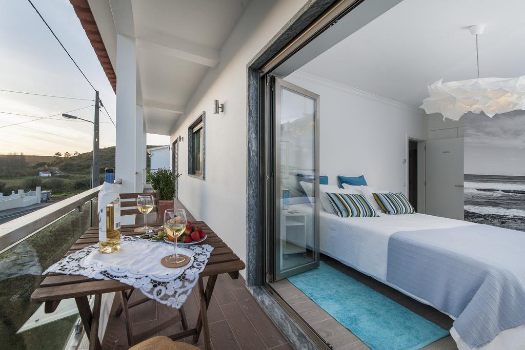 Beachouse - Surf, Bed & Breakfast Ericeira