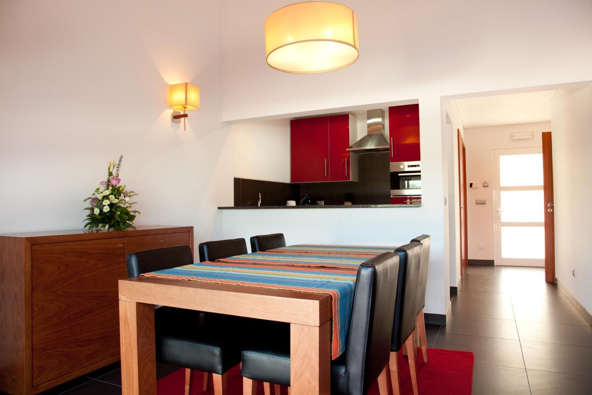 Guest house Jeiroes Do Mar 4*