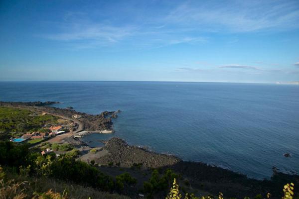 Bed & Breakfast Pocinhobay Madalena (Azores)