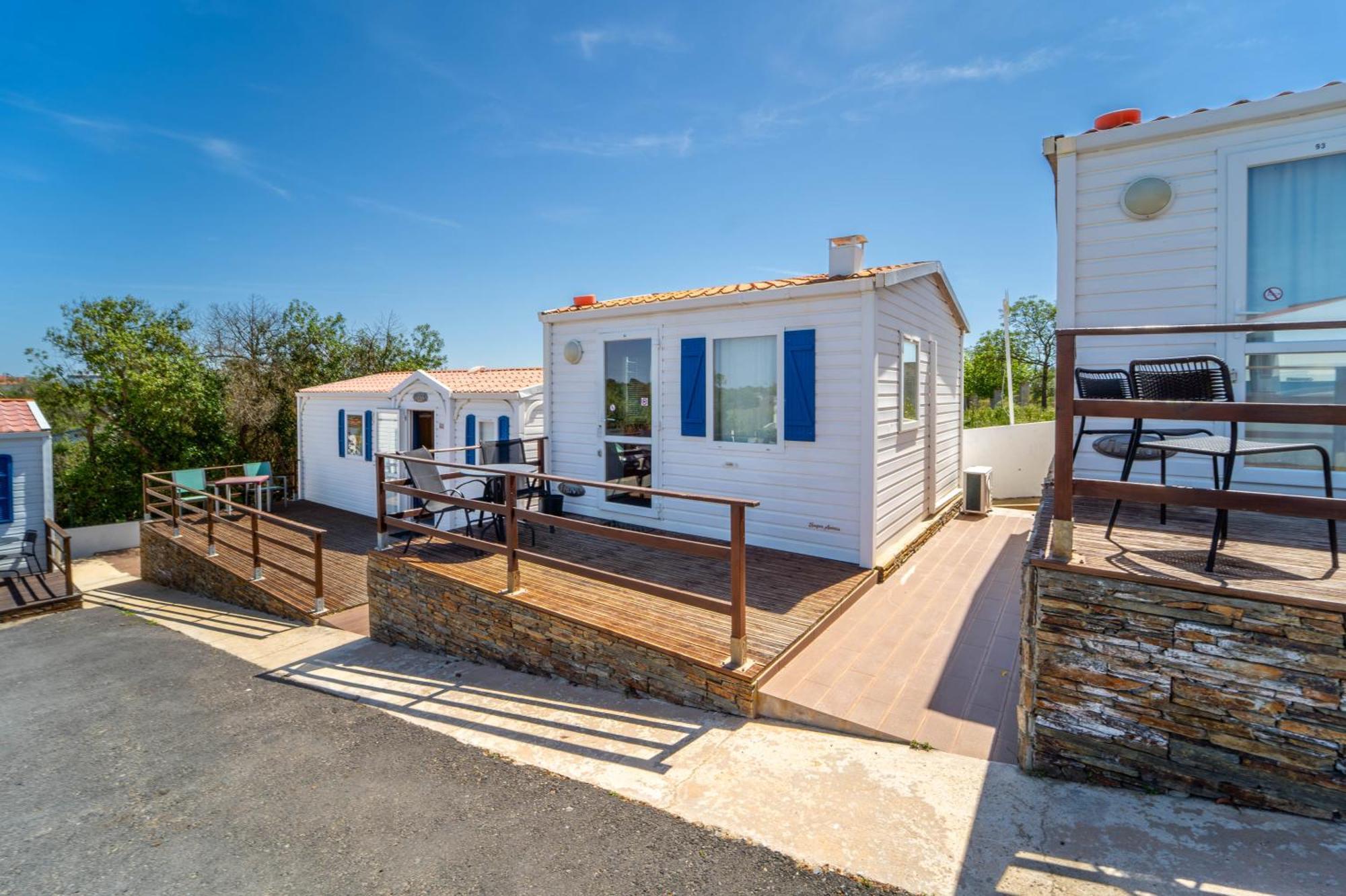 Quinta Solar Da Portela Farm stay Almodovar