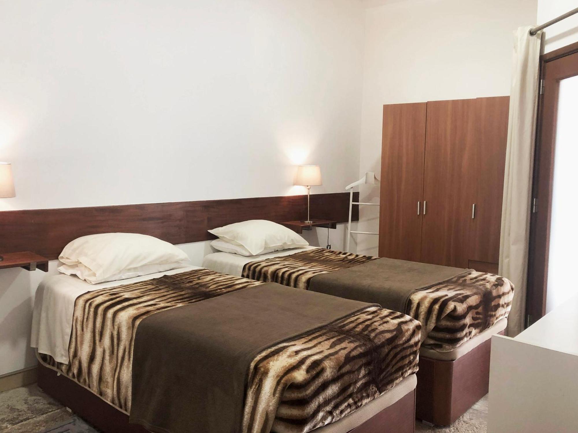2 Penedo Apartment *