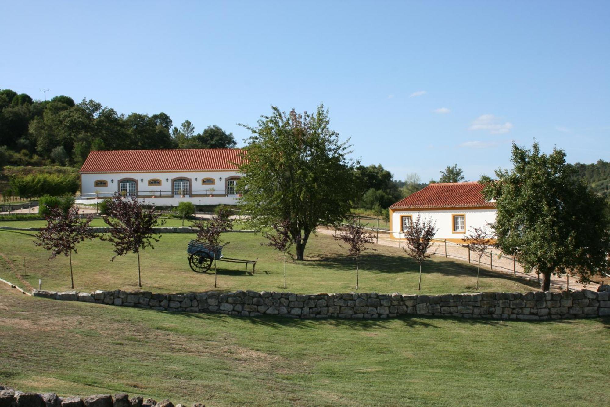 Farm stay Quinta Da Alcaidaria Mor