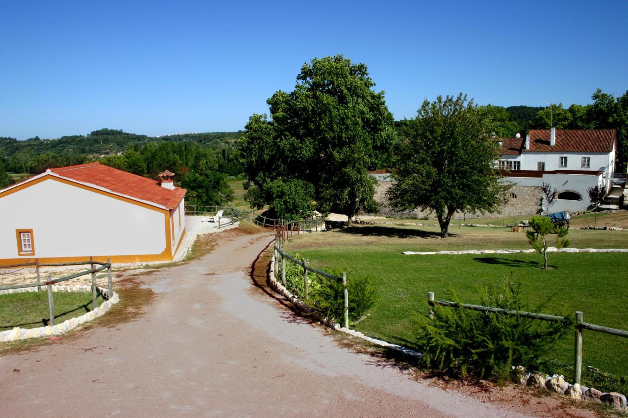 Farm stay Quinta Da Alcaidaria Mor