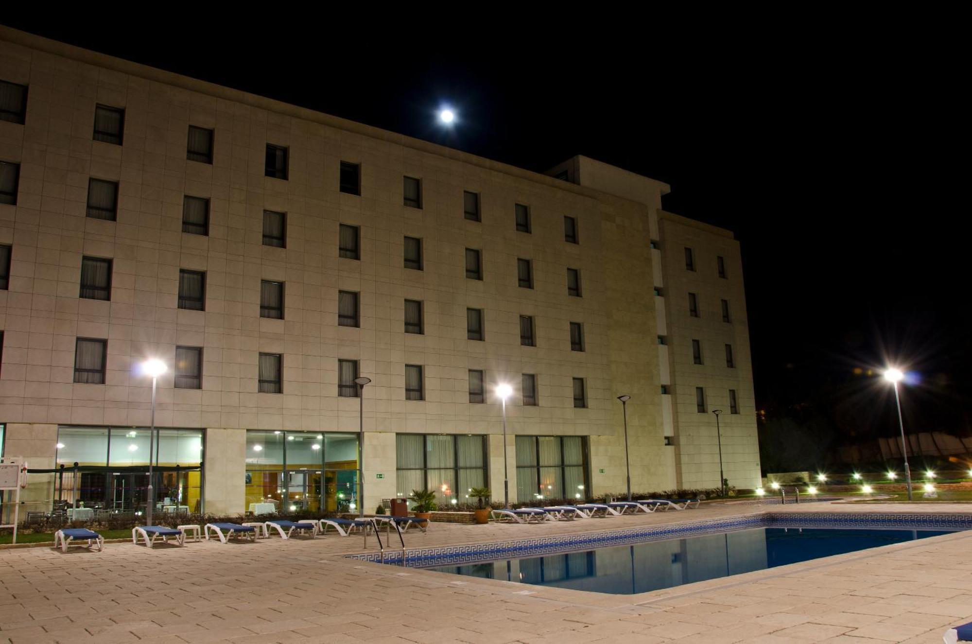 Hotel Vip Executive Santa Iria 4*