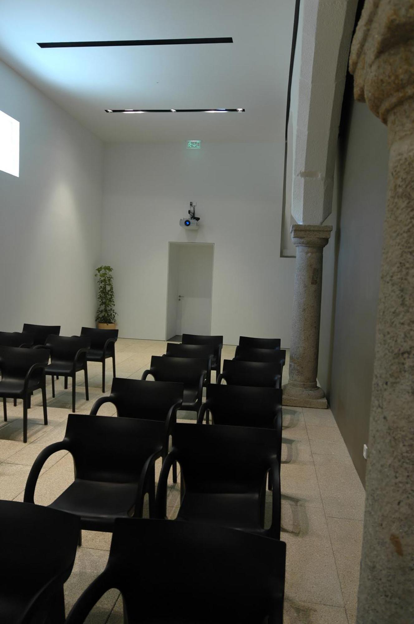 Hotel Convento De Tibaes 4*