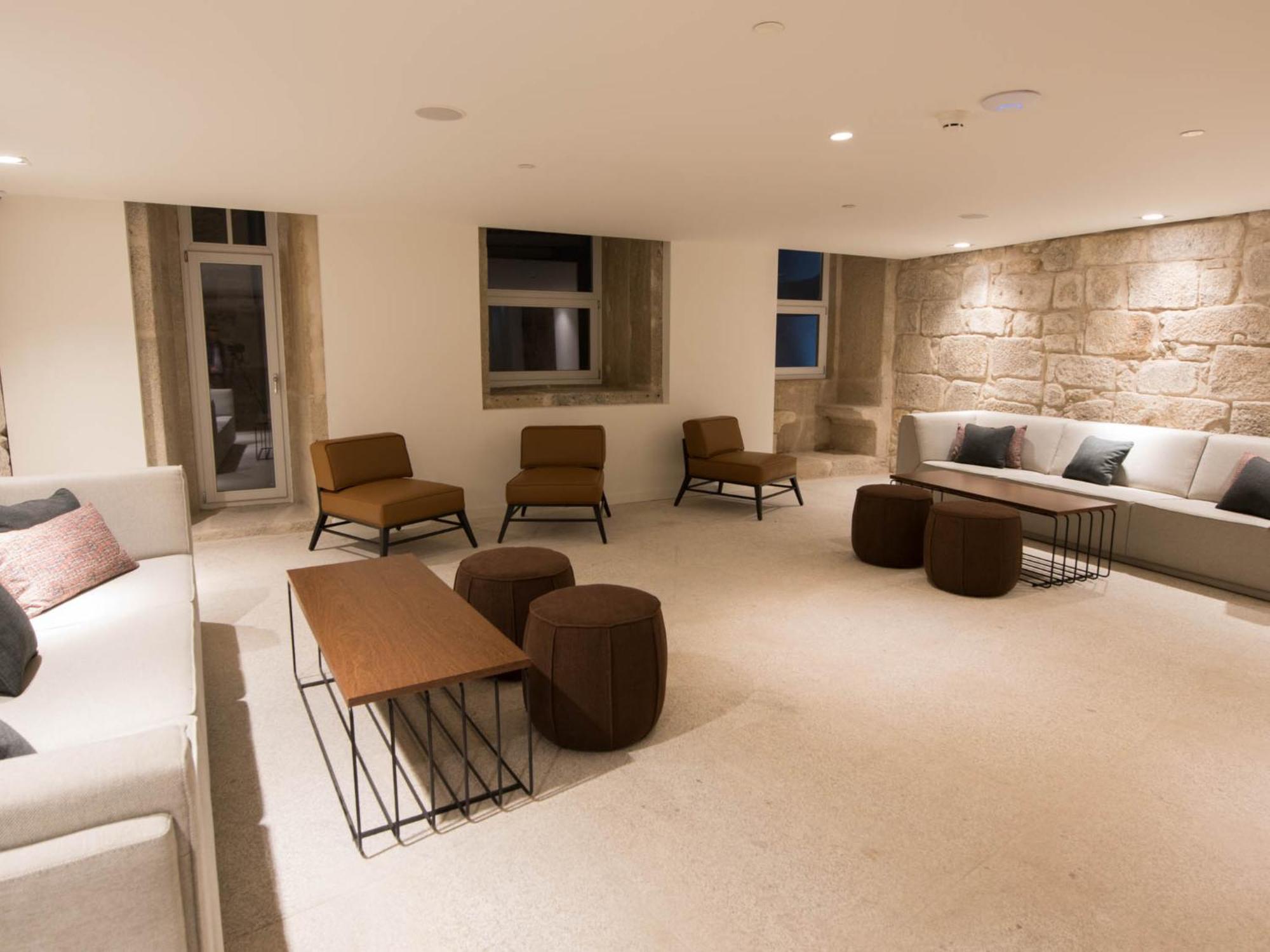 Hotel Carris Ribeira 4*
