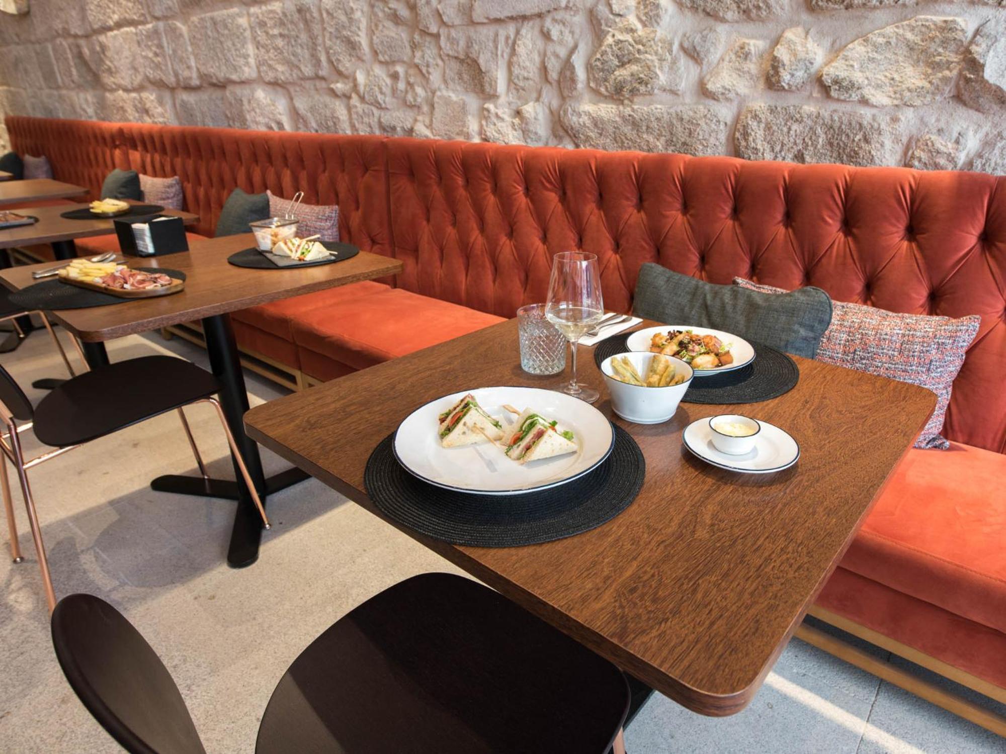 Hotel Carris Ribeira Porto