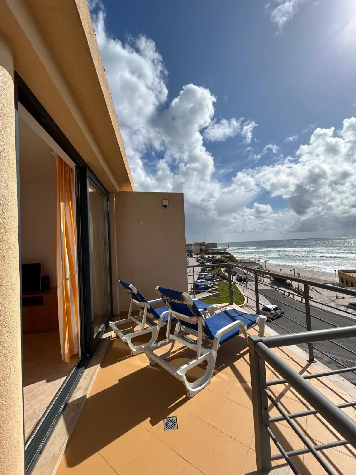 With Breathtaking View Praia da Lourinha
