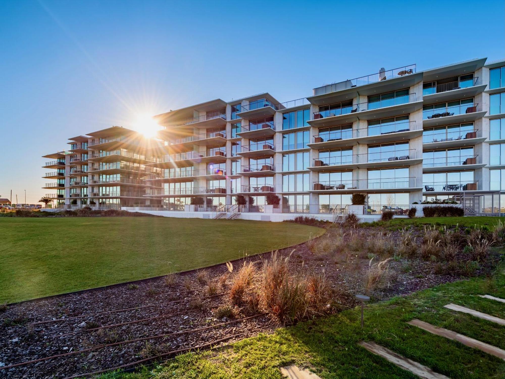 Bayline - Beachfront Bliss & By Bedzy