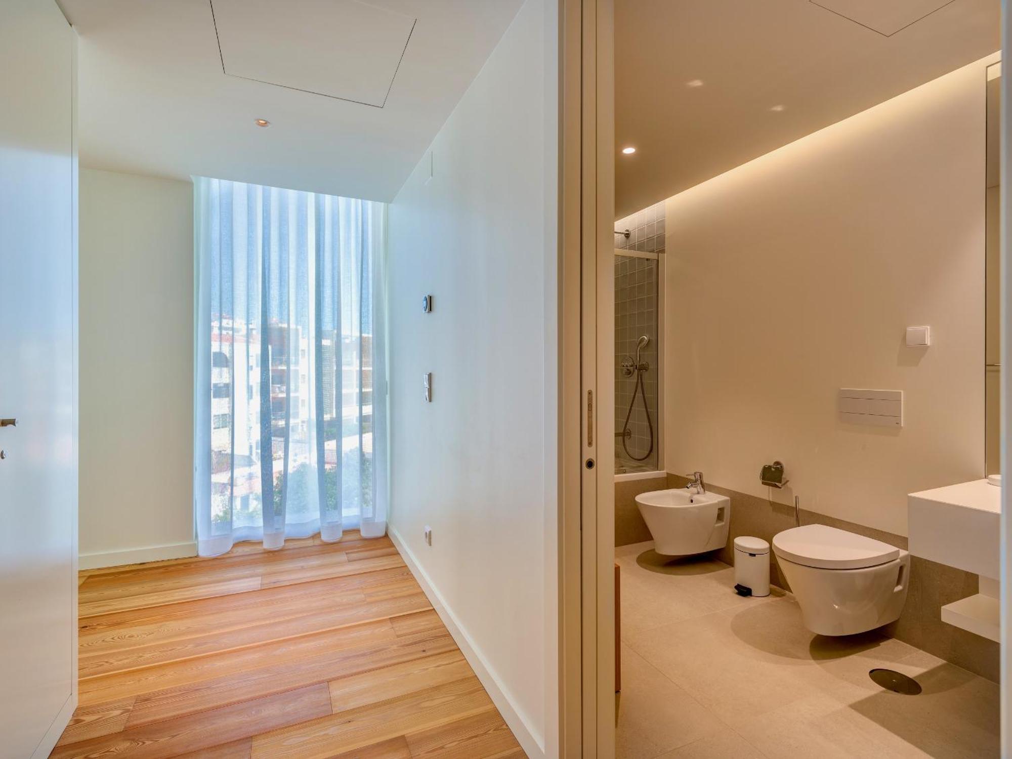 Bayline - Beachfront Bliss & By Bedzy