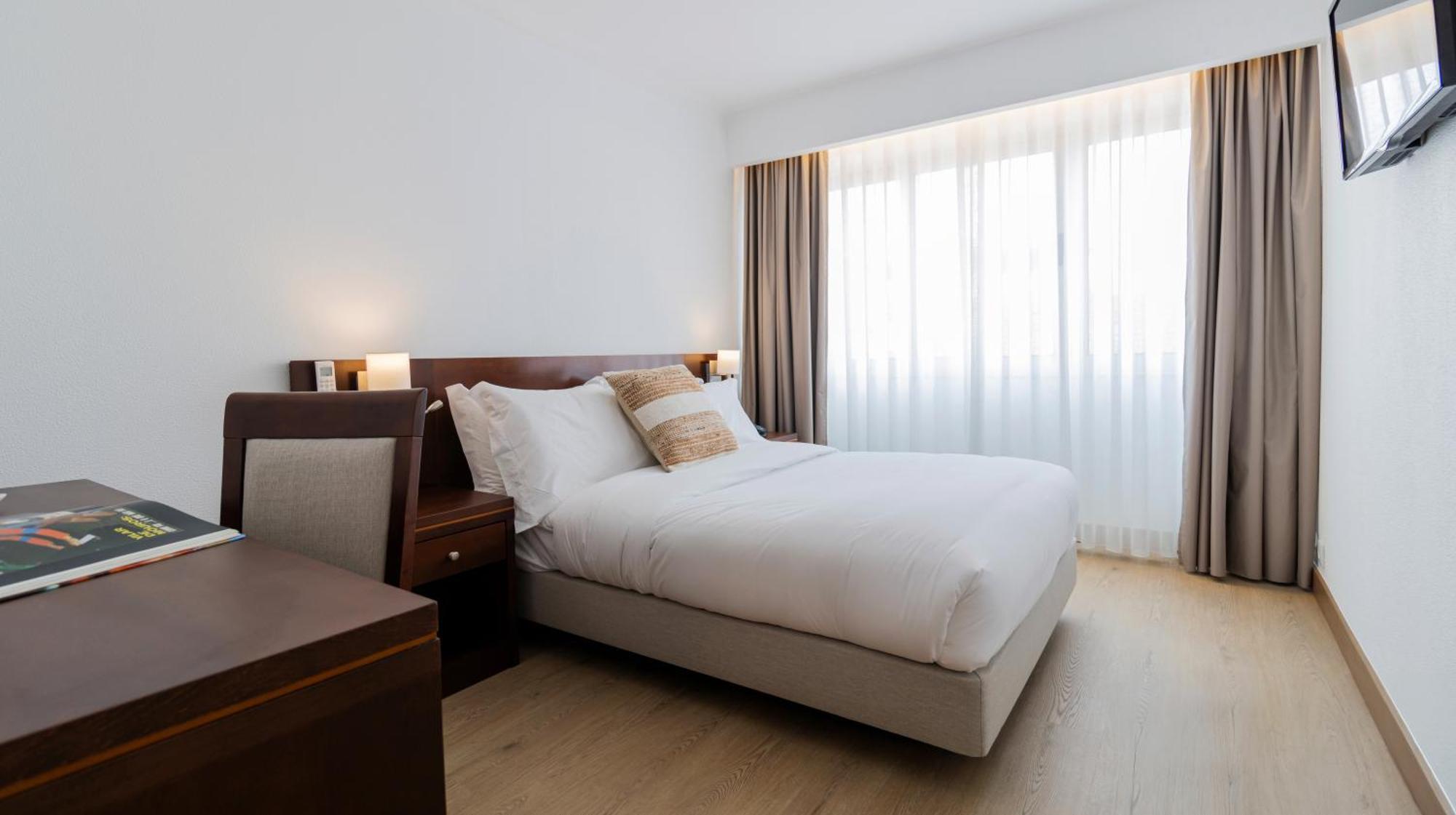 Albergaria Quim Barreiros Hotel