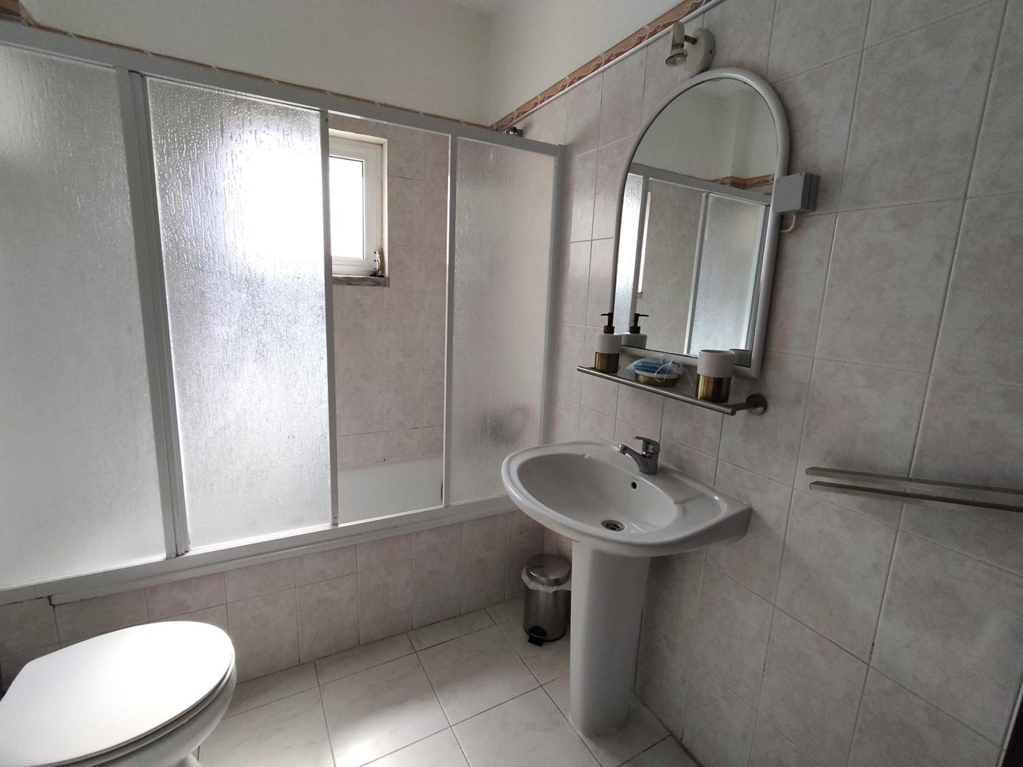 5f Estrela - Casas & Papeis Armacao de Pera