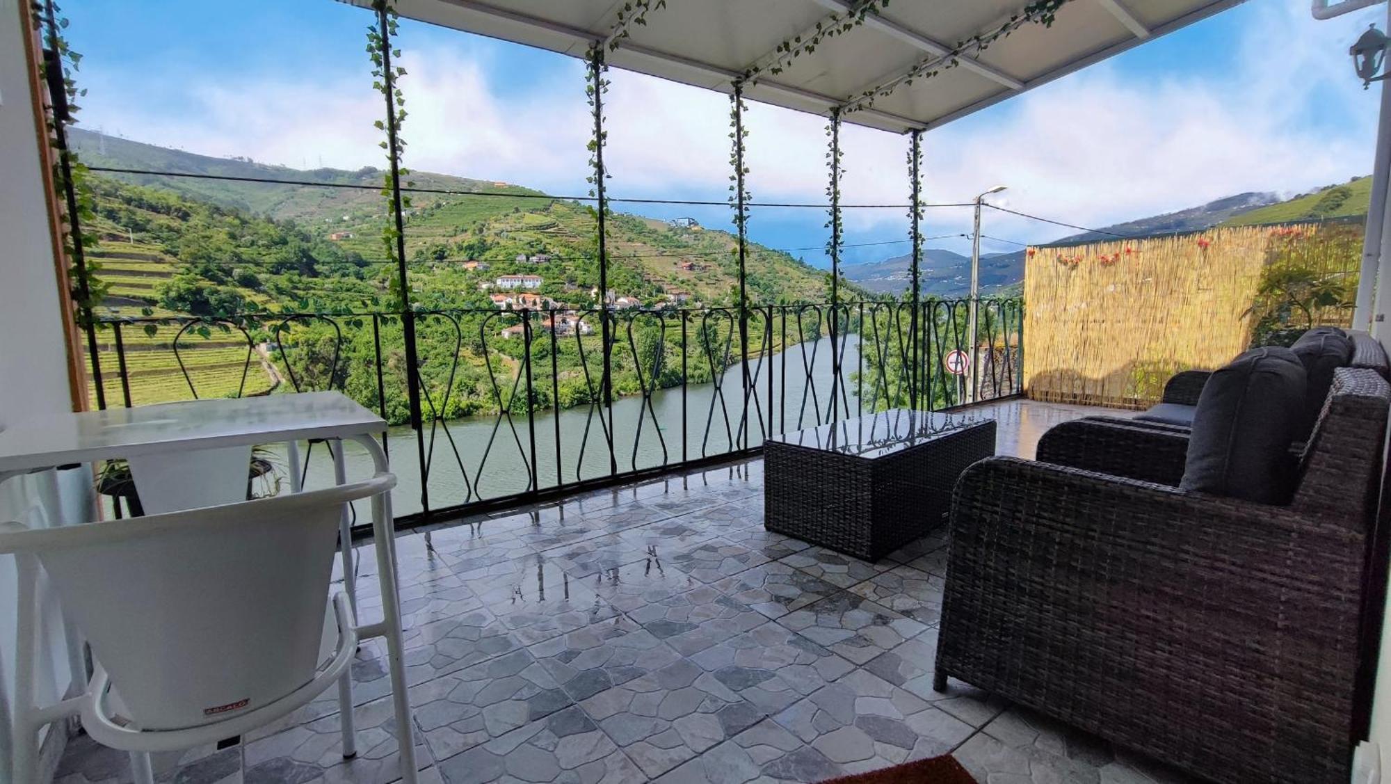 Holiday home The River House Peso da Regua
