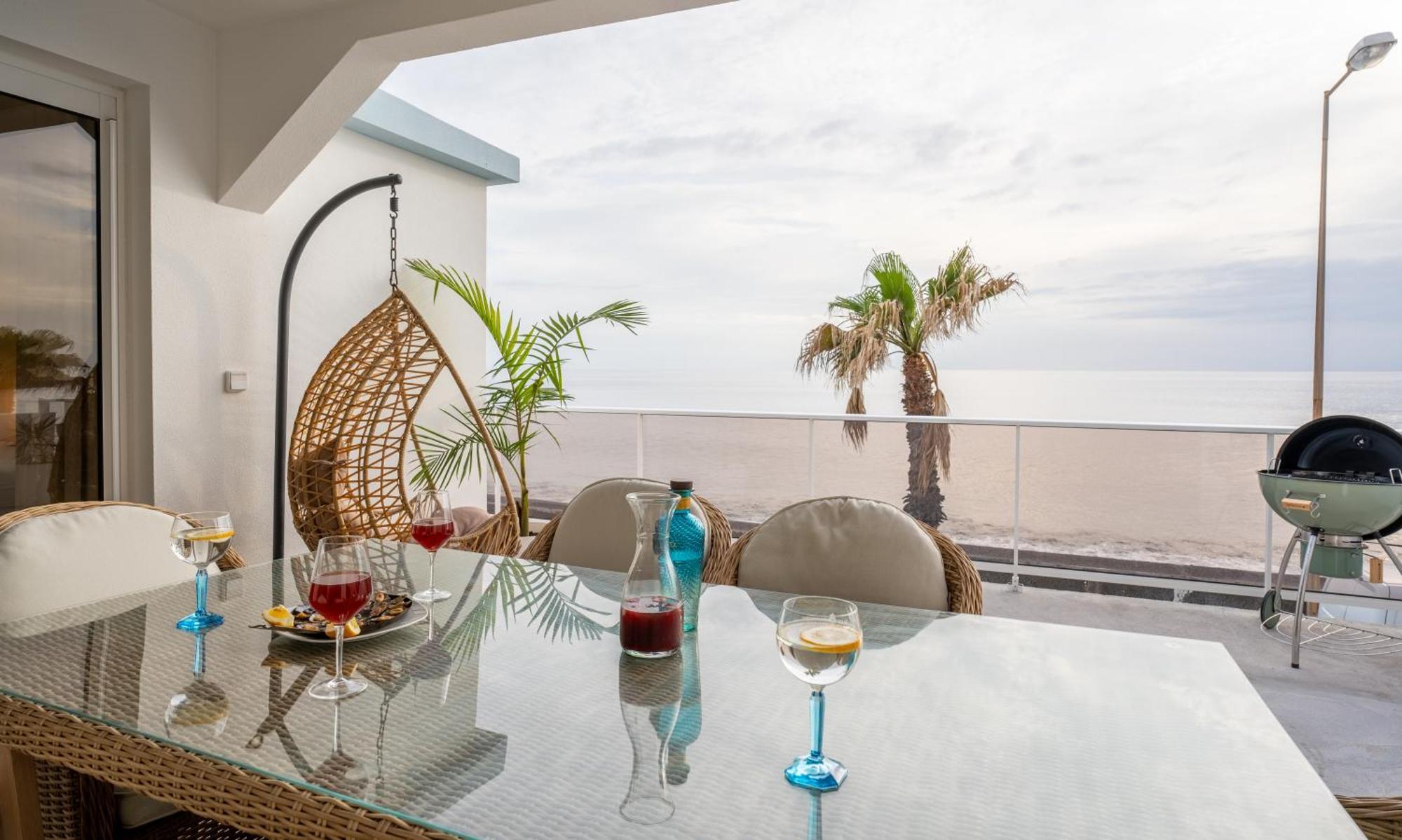 Sunset House Villa