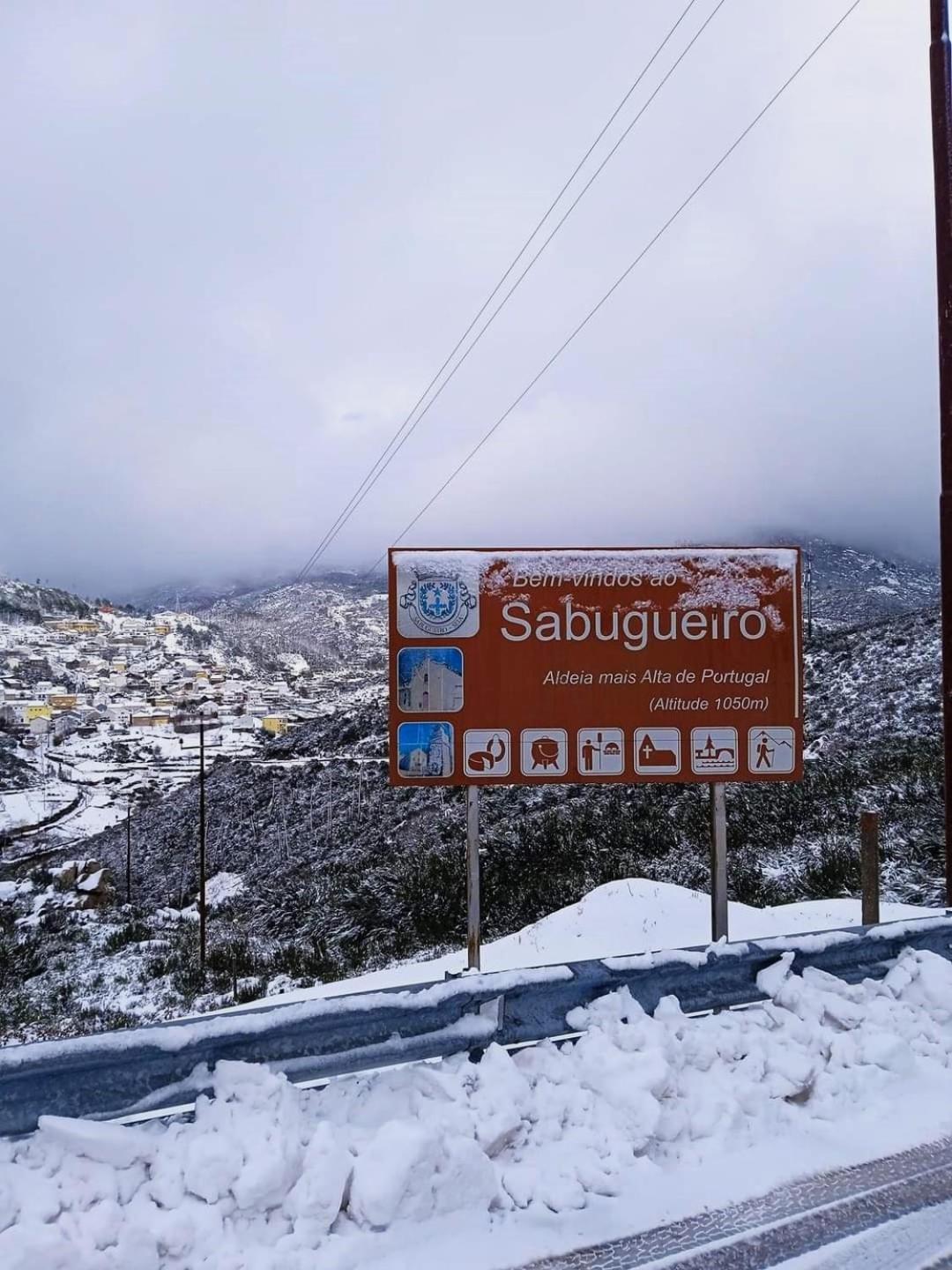 Encosta Da Serra Sabugueiro (Guarda)
