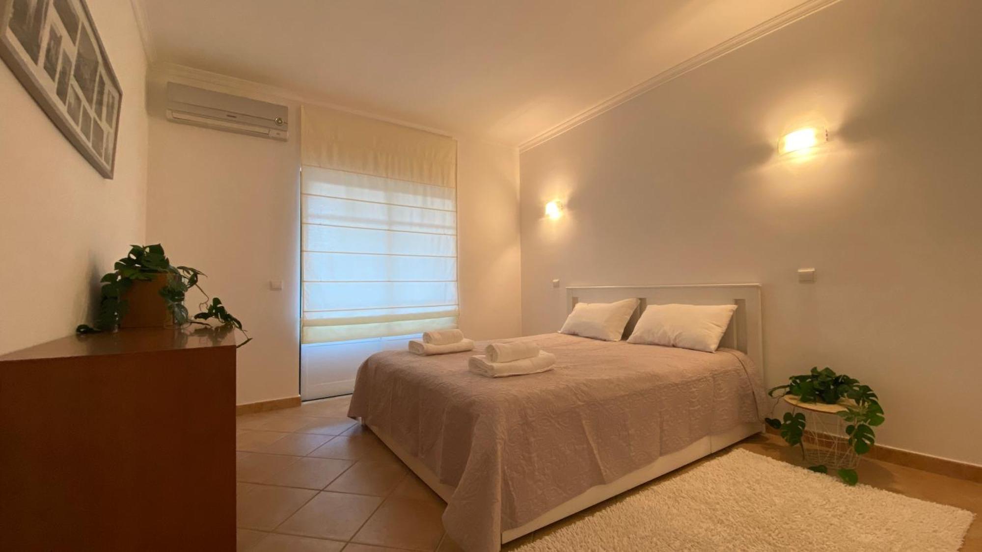 Rafaela Com Piscina Villa Albufeira