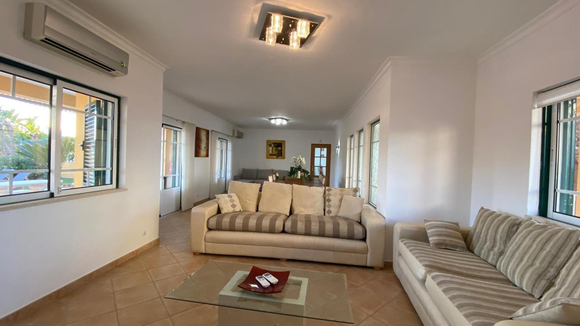 Villa Rafaela Com Piscina *
