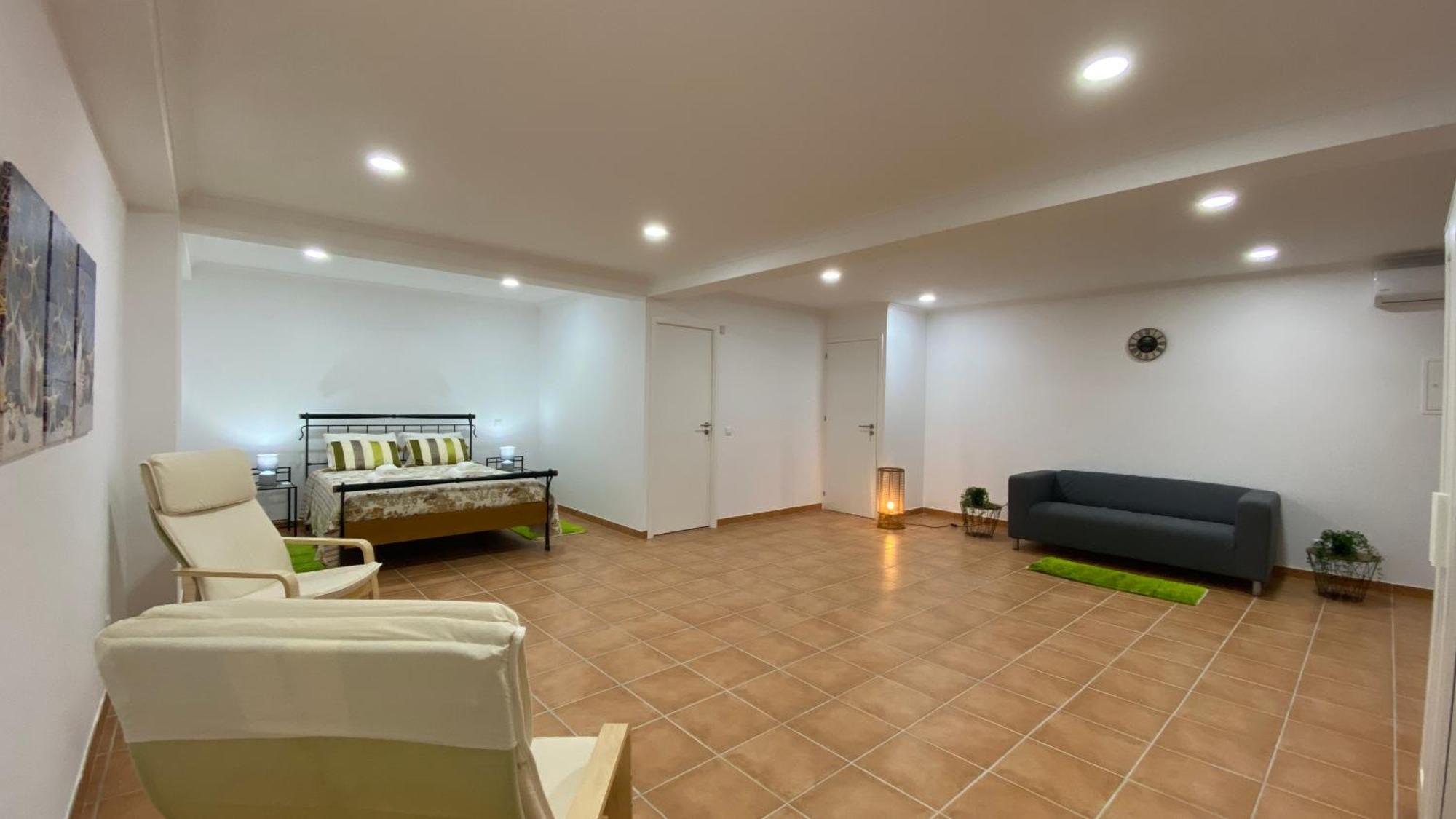 Rafaela Com Piscina Villa Albufeira