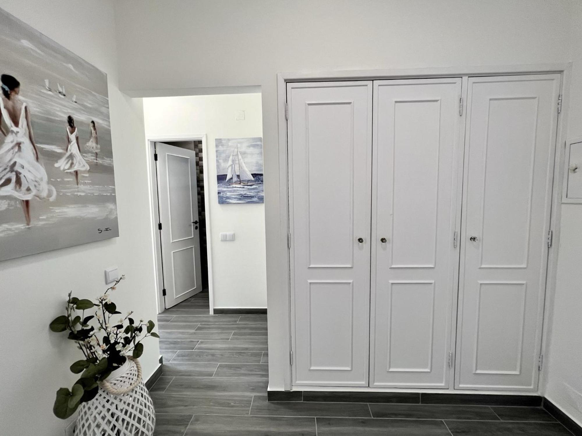 Ocean Breeze 1 With Pool By Homing *