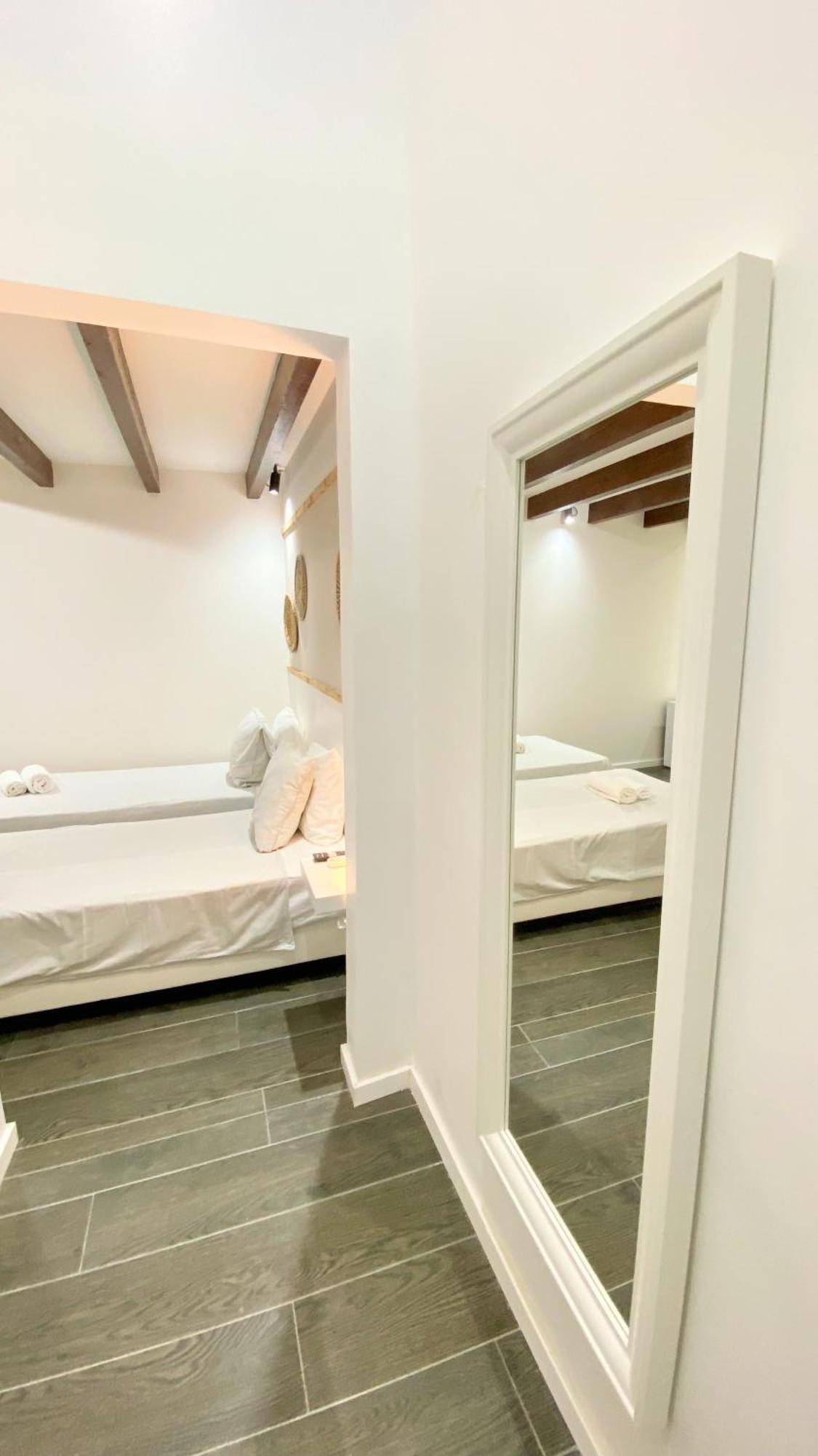 Golden Experience Guest house *