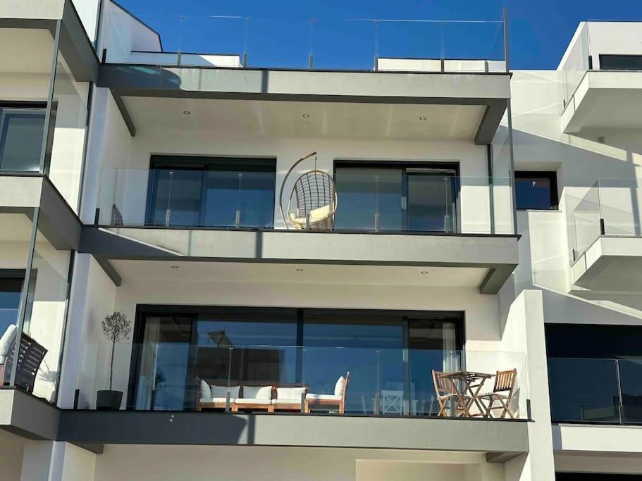 Villa Beach, Ocean View & Bright House