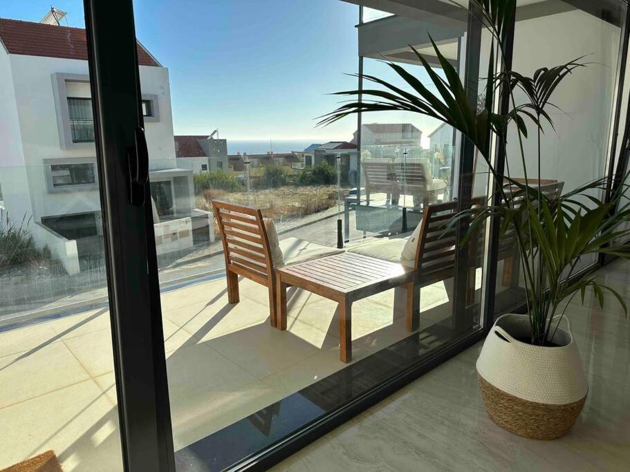 Villa Beach, Ocean View & Bright House