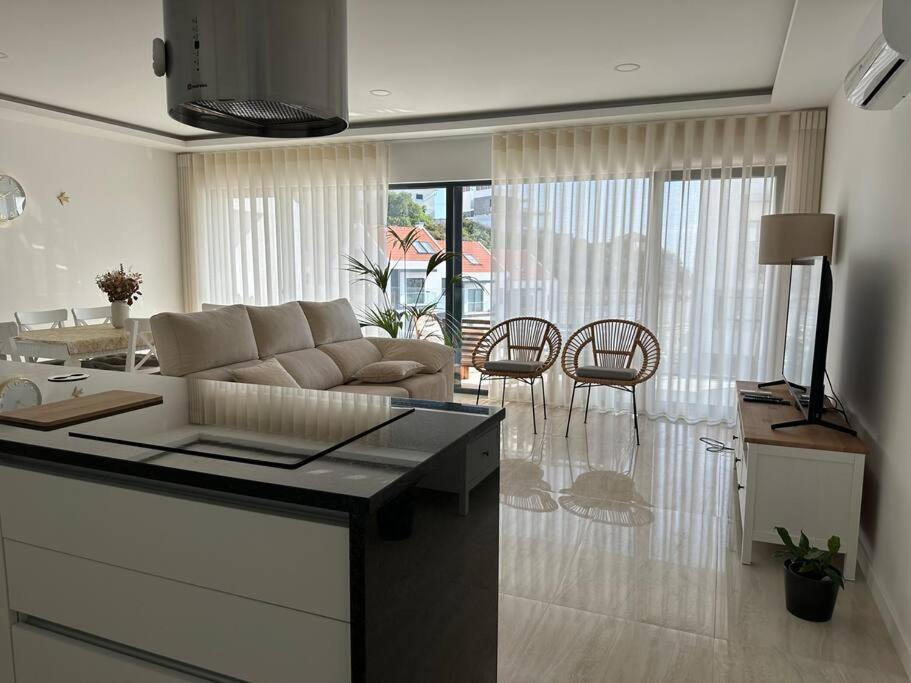 Beach, Ocean View & Bright House