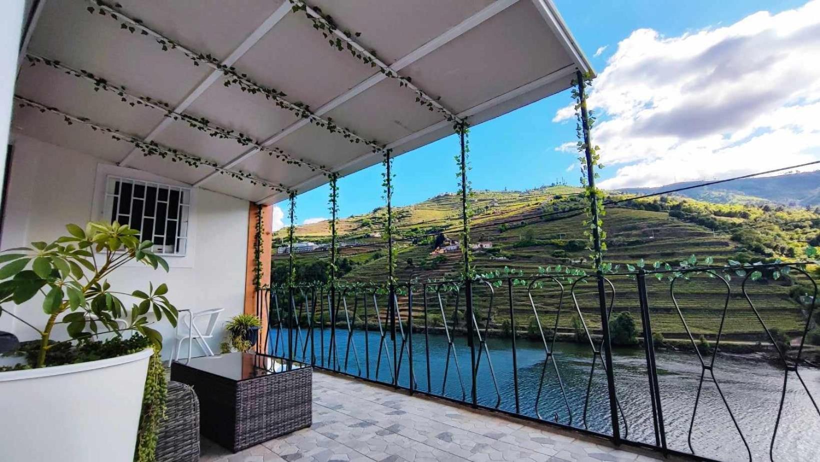 Holiday home The River House Peso da Regua