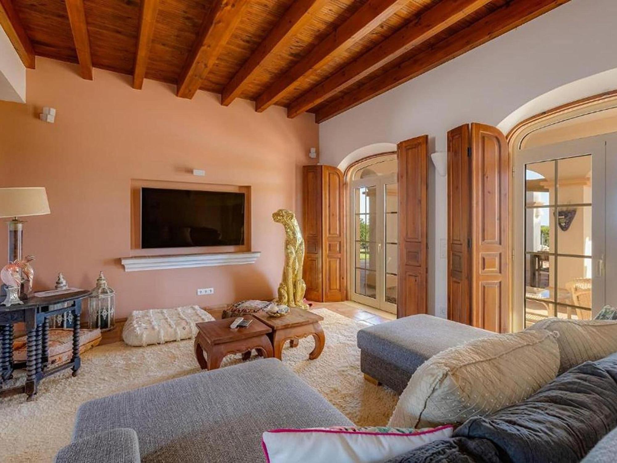 Luxury With Gym, Jacuzzi And Swimming Pool Villa *