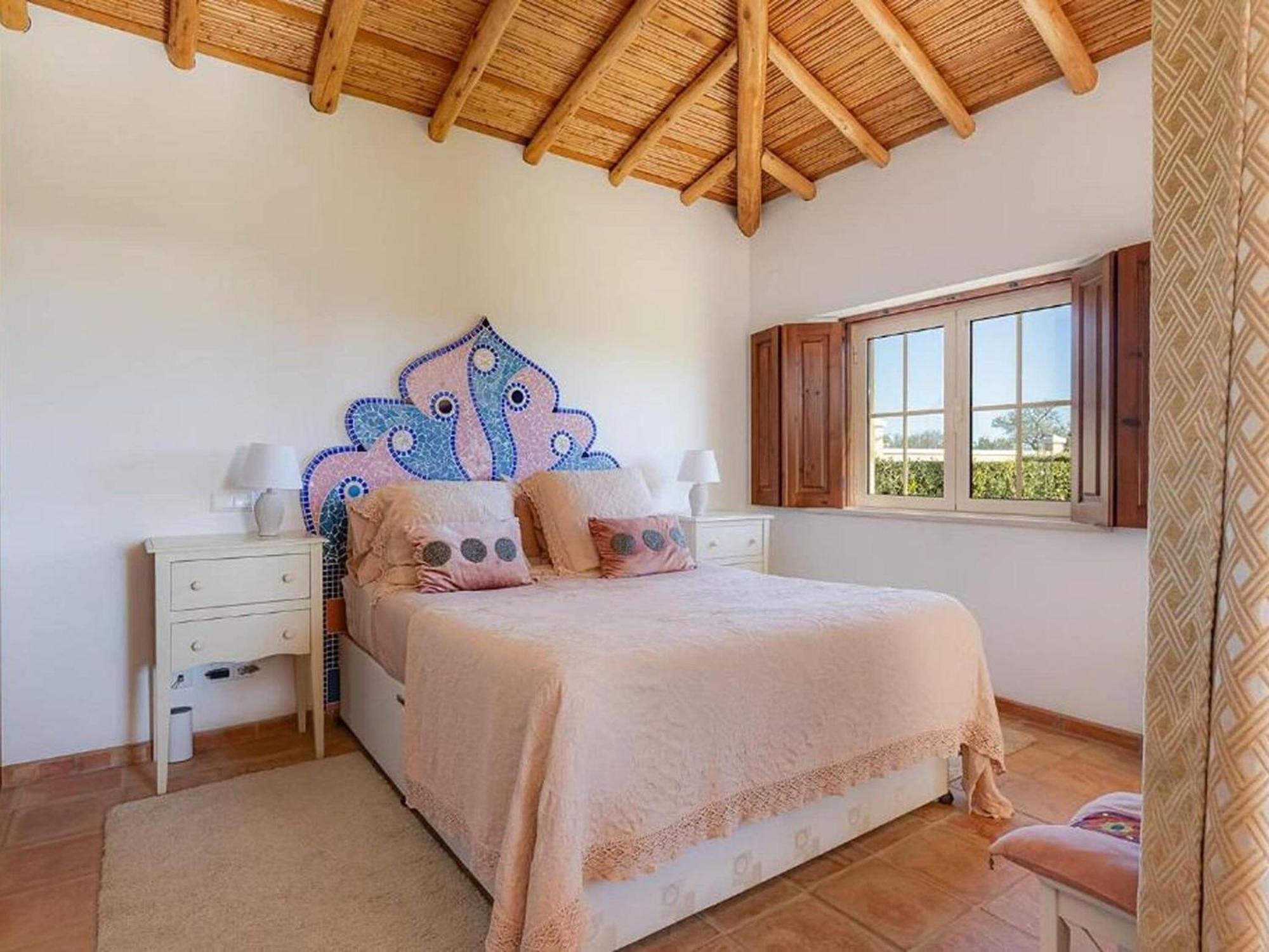 Luxury With Gym, Jacuzzi And Swimming Pool
