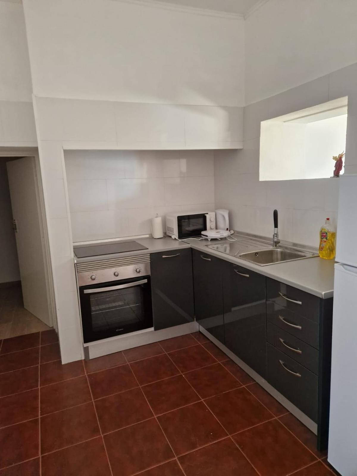 Appartement Renovado E Luminoso A Poucos Minutos Do Centro