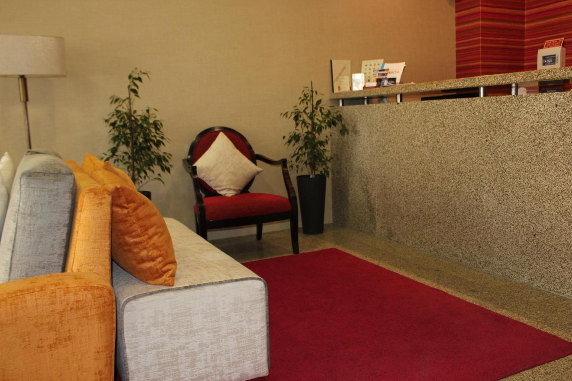 Hotel Dos Loios 2*