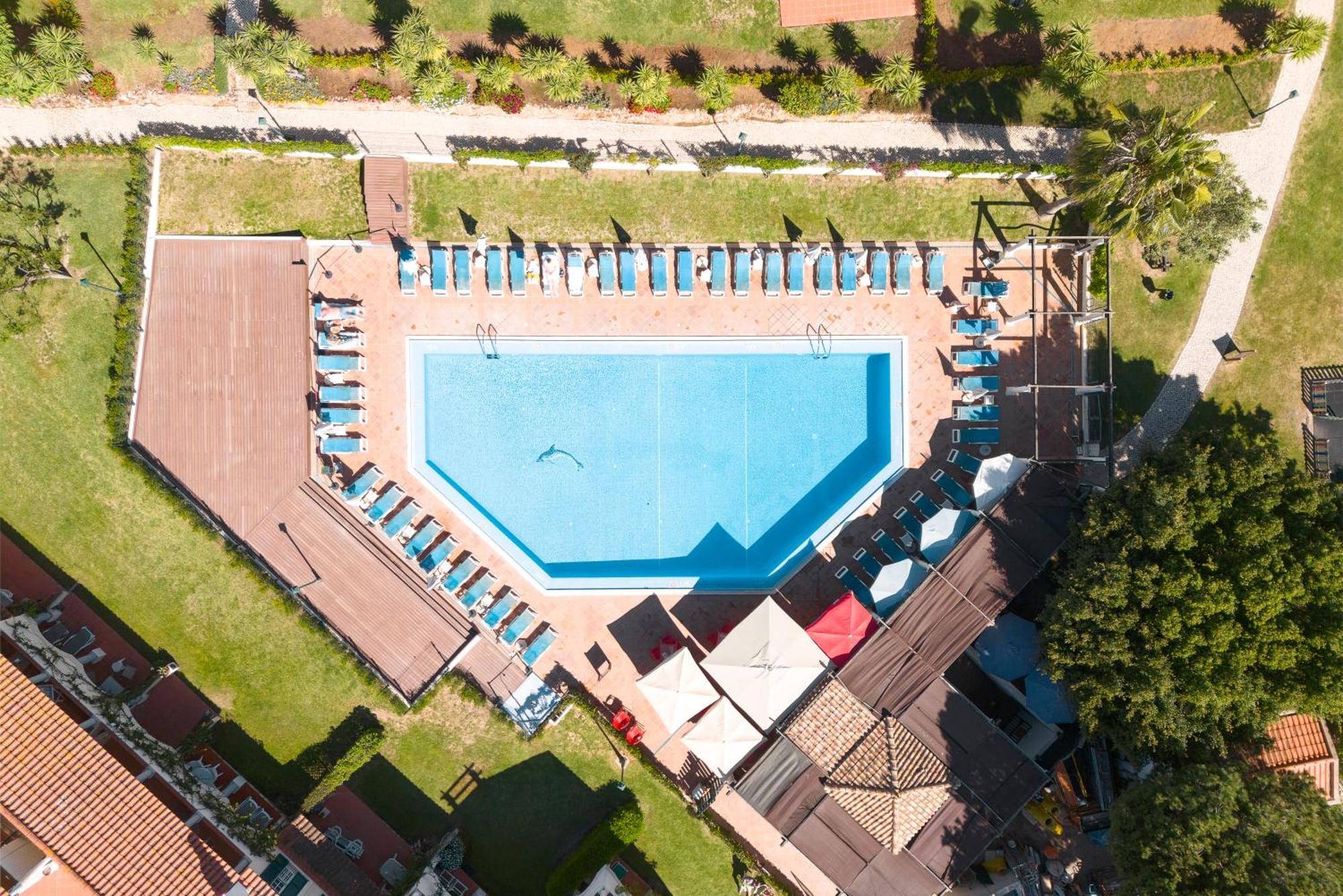 Old Village & Prestige Parque de vacaciones 3*