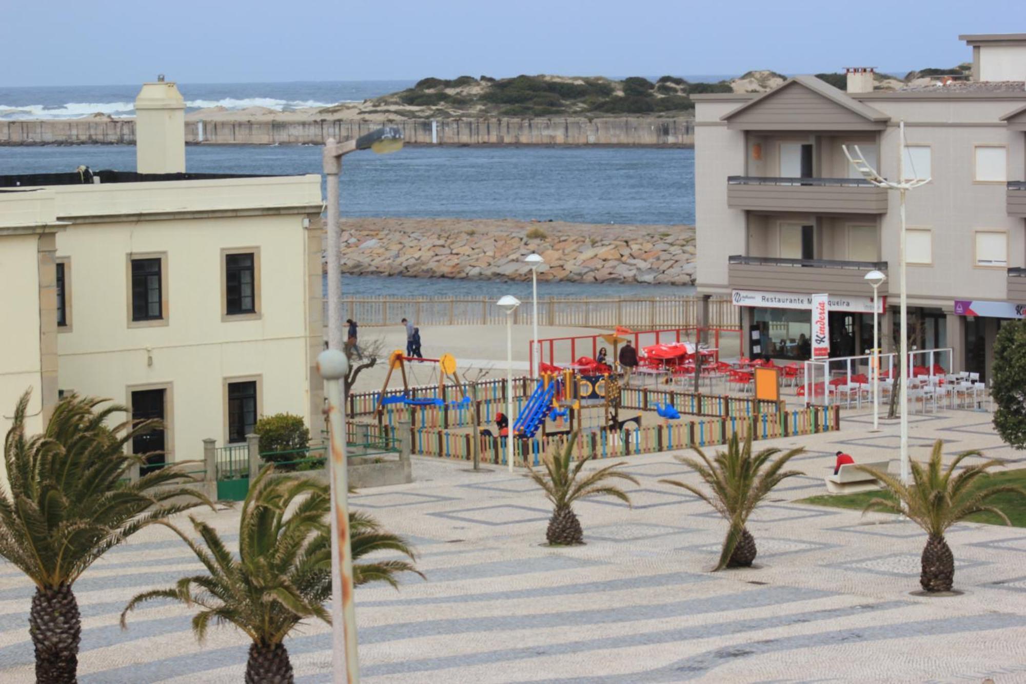 Ti Laura Praia Barra