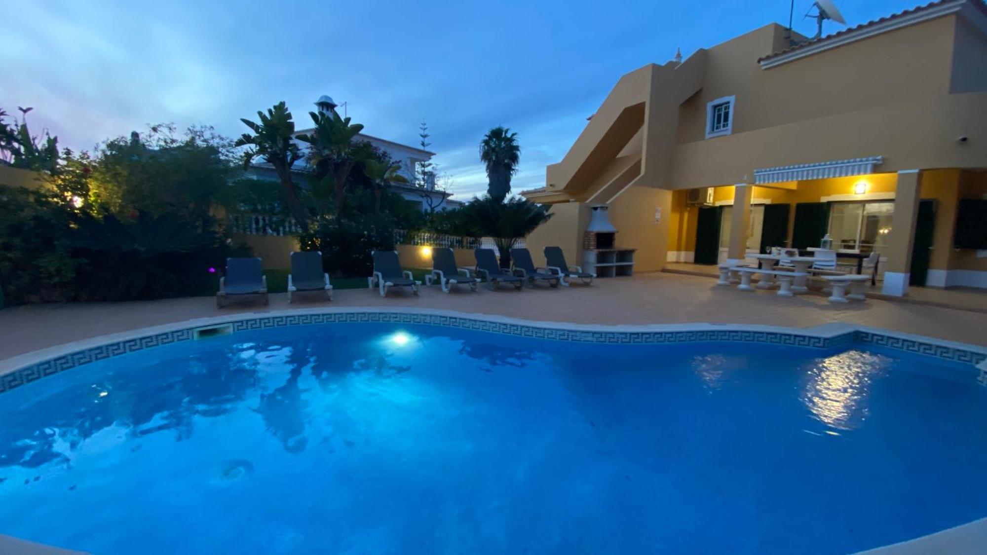 Villa Rafaela Com Piscina Albufeira