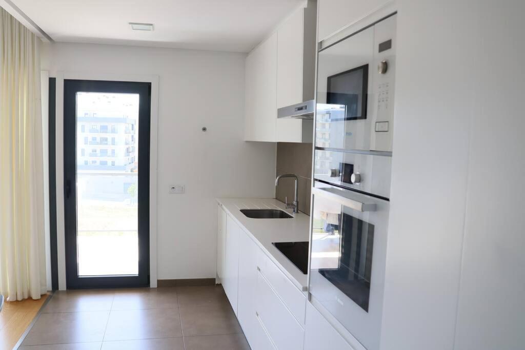River Terrace & Pool View - Seixal *