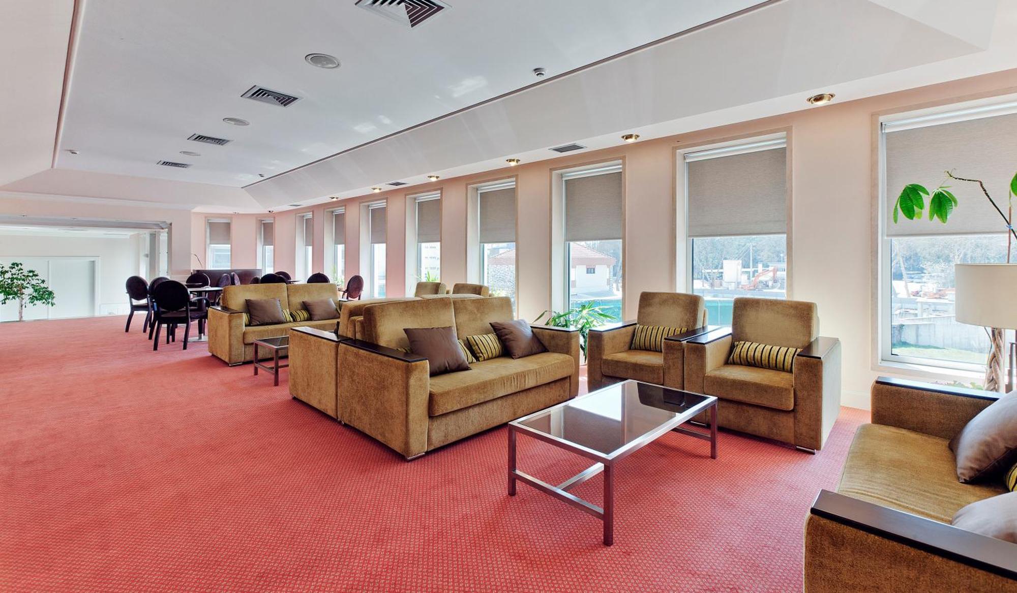 Lux Mundi Hotel 3*