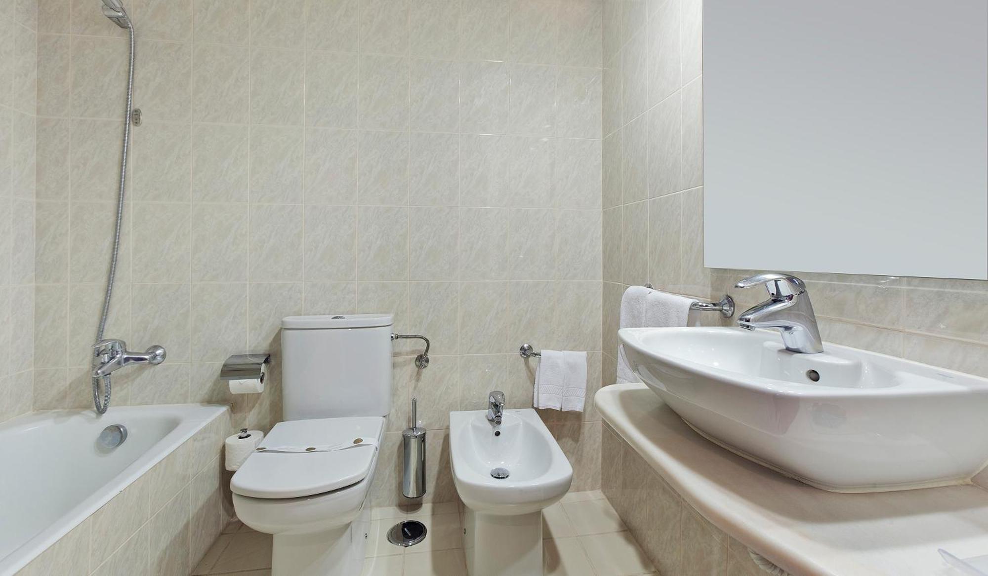 Lux Mundi 3*