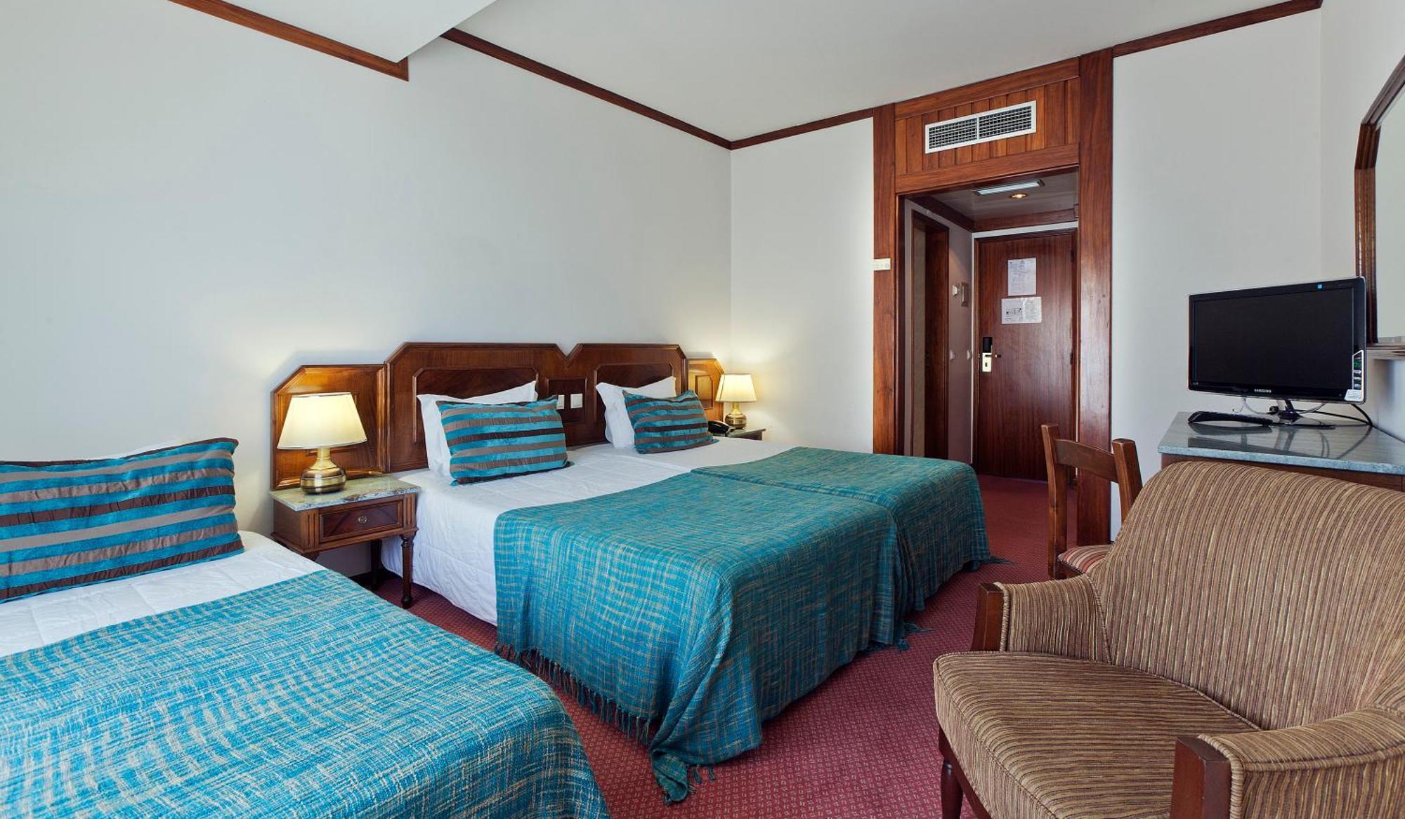 Hotel Lux Mundi 3*